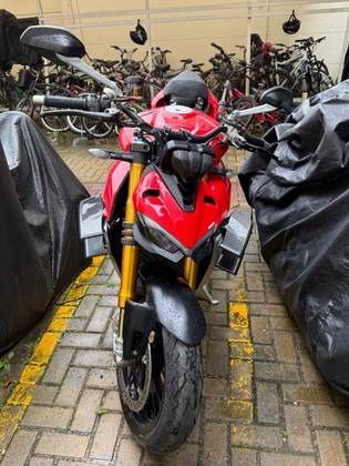 DUCATI STREETFIGHTER V4 S 
